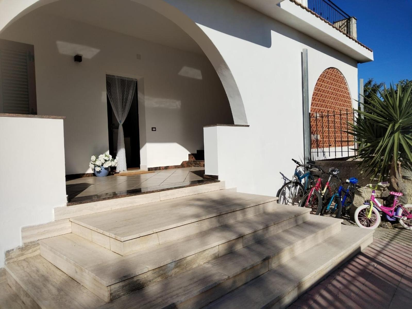 Momaliar House Villa Campofelice Di Roccella Eksteriør bilde